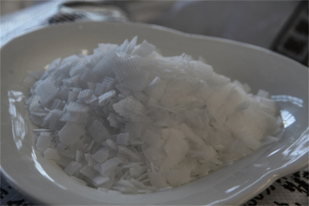 caustic soda flake-1 caustic soda flake-1