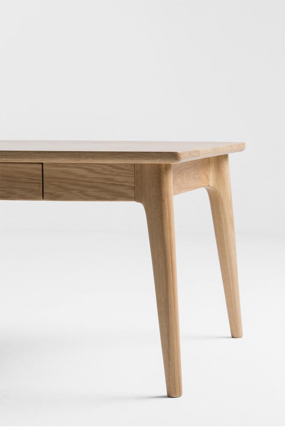 Solid Wood Tables Solid Wood Tables