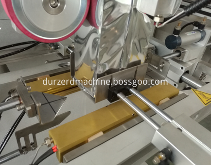machine à emballer de poudre powder packing machine