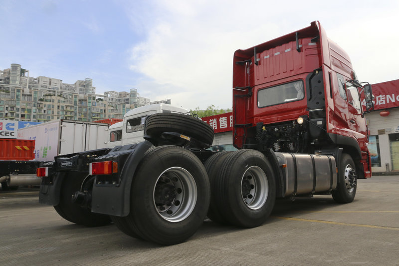 6x4 tractor head (3) 6x4 tractor head (3)