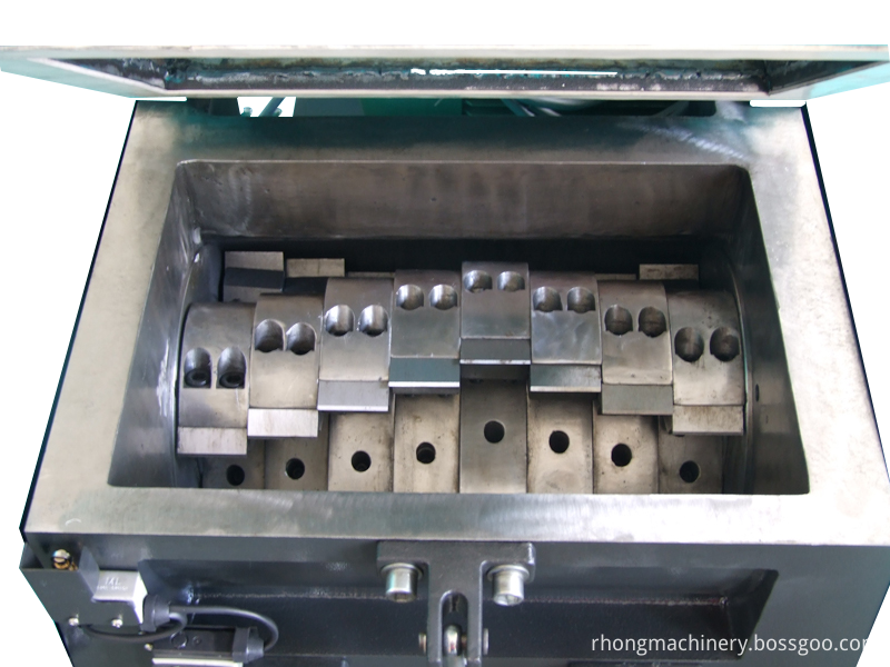 RG-56 staggered blades RG-56 staggered blades