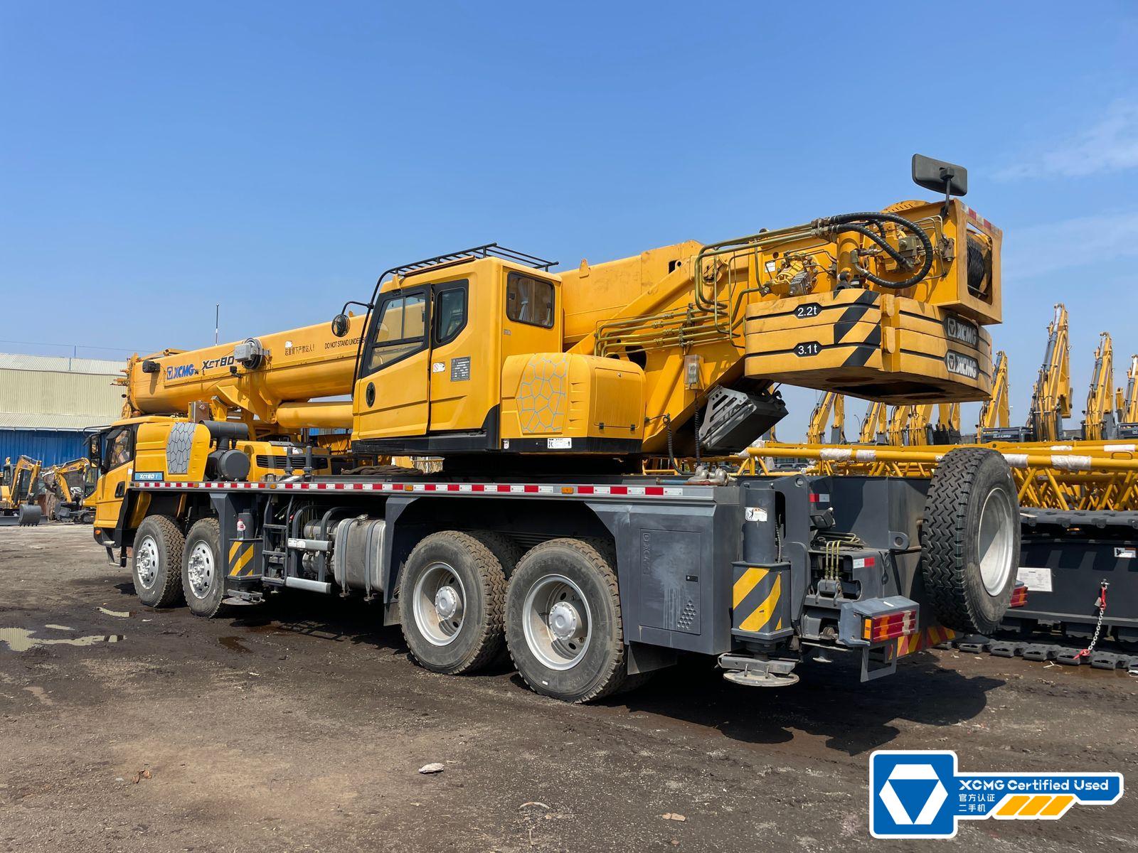Second-hand XCMG truck crane, efficient and easy to operate Second-hand XCMG truck crane, efficient and easy to operate