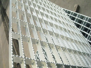 Serrated Steel Grating