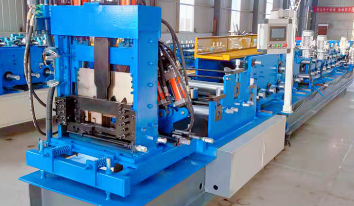 Roll forming machine Roll forming machine