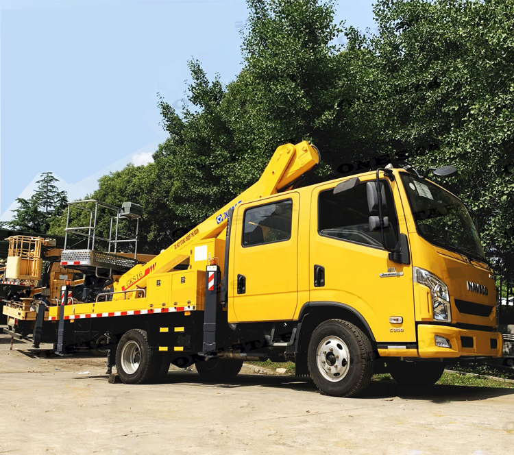 XCMG new 17m telescopic aerial work truck XCMG new 17m telescopic aerial work truck