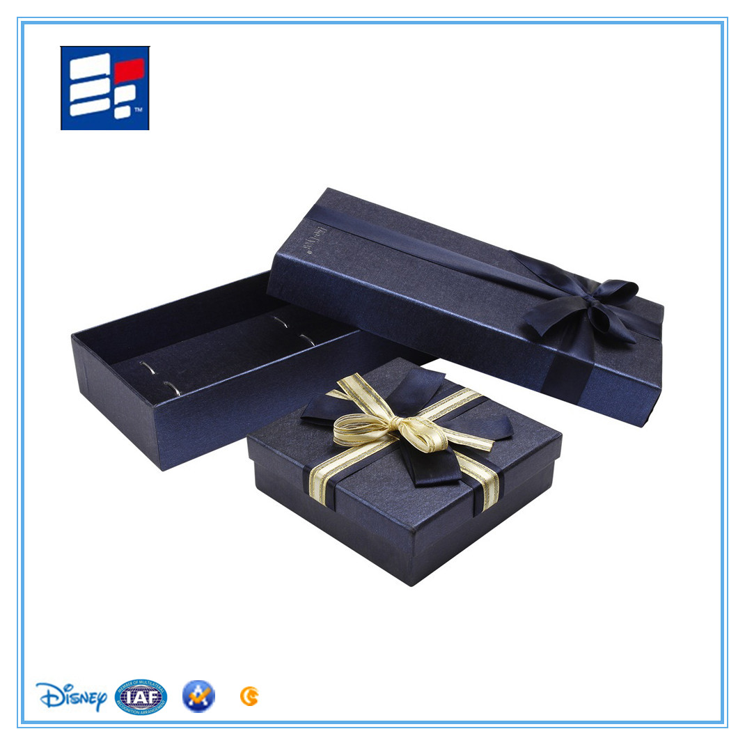 Paper gift box