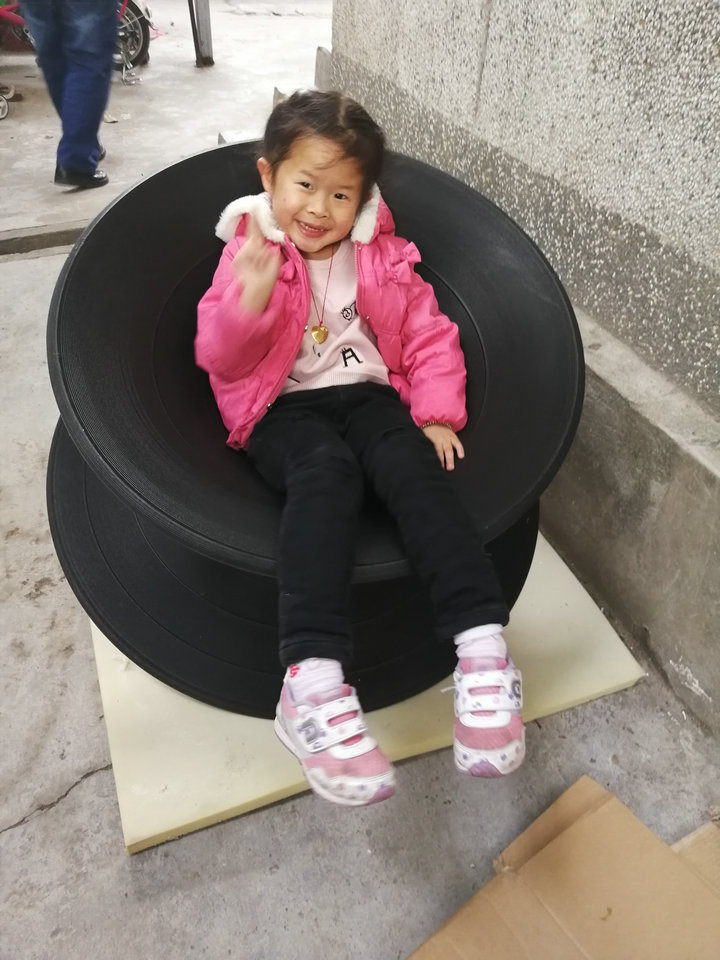 cadeira de área pública infantil child public area chair