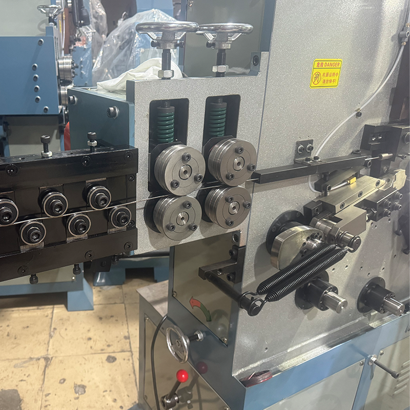 Wire Hanger Making Machine Wire Hanger Making Machine