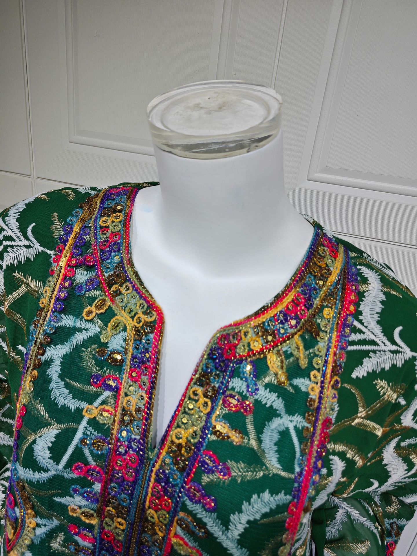 Embroidered Abaya Dress AB526 (4) Embroidered Abaya Dress AB526 (4)