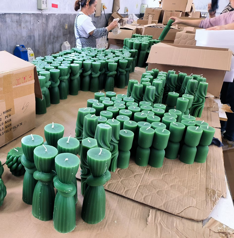 green ribbed candle green ribbed candle