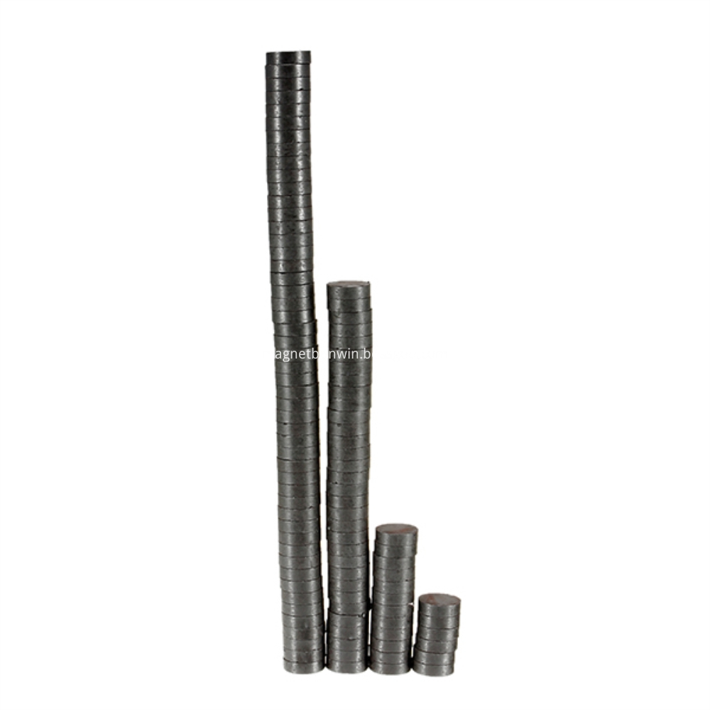 Ímã de ferrita de disco sinterizado duro Hard Sintered Disc Ferrite Magnet