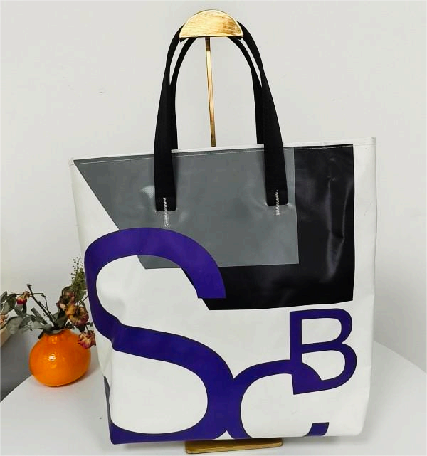 Customized eco-friendly waterproof PVC handbag Customized eco-friendly waterproof PVC handbag