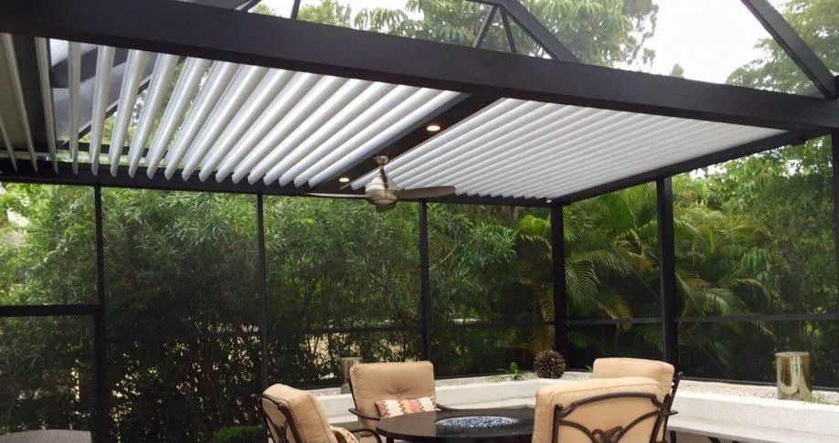 Louvered Gazebo (83) Louvered Gazebo (83)