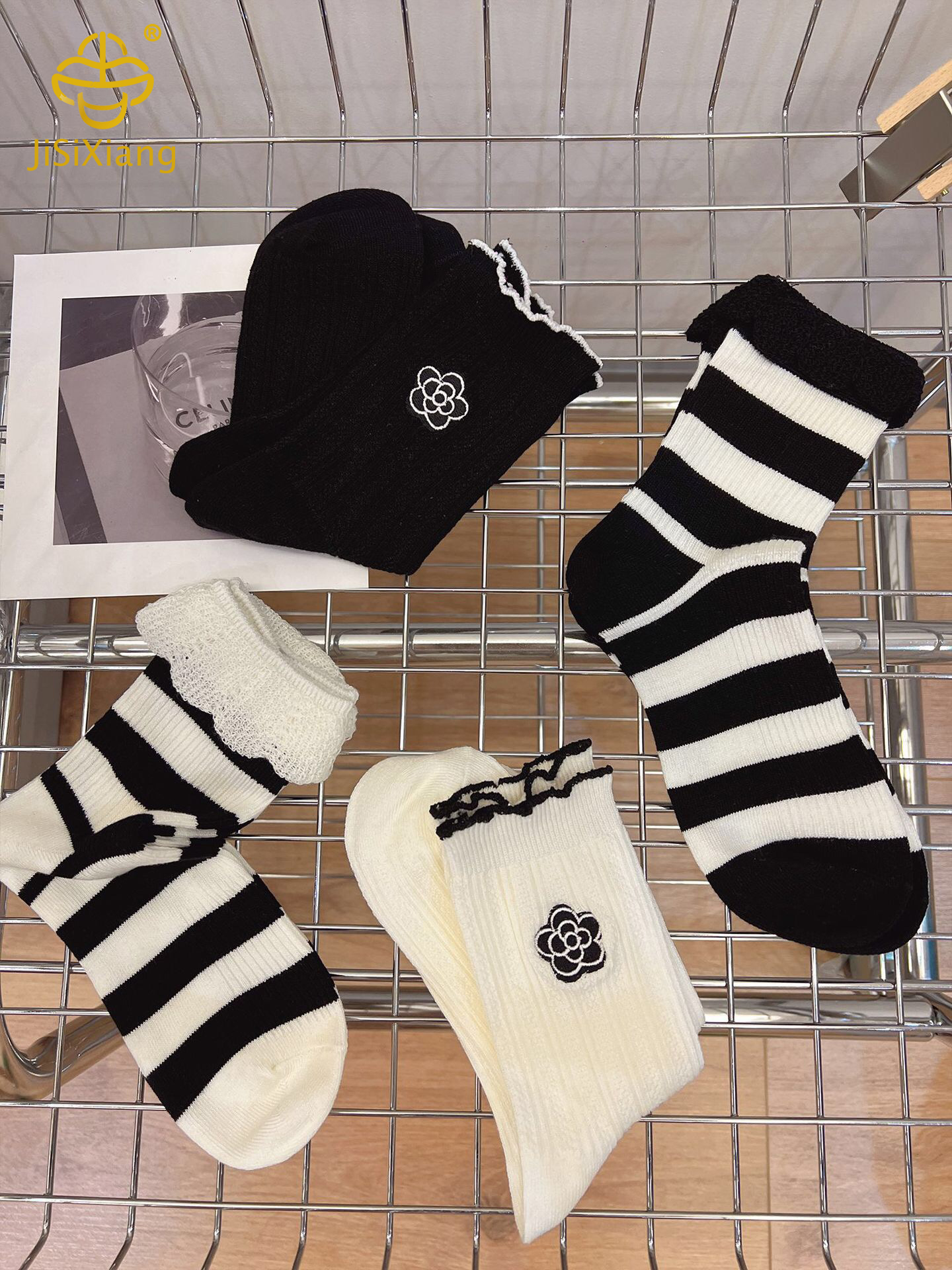 Korean black and white striped camellia flower tube socks embroidered lace Korean black and white striped camellia flower tube socks embroidered lace