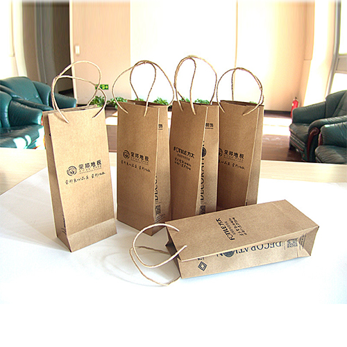 Kraftsäcke mit Griffen Kraft Bags with Handles