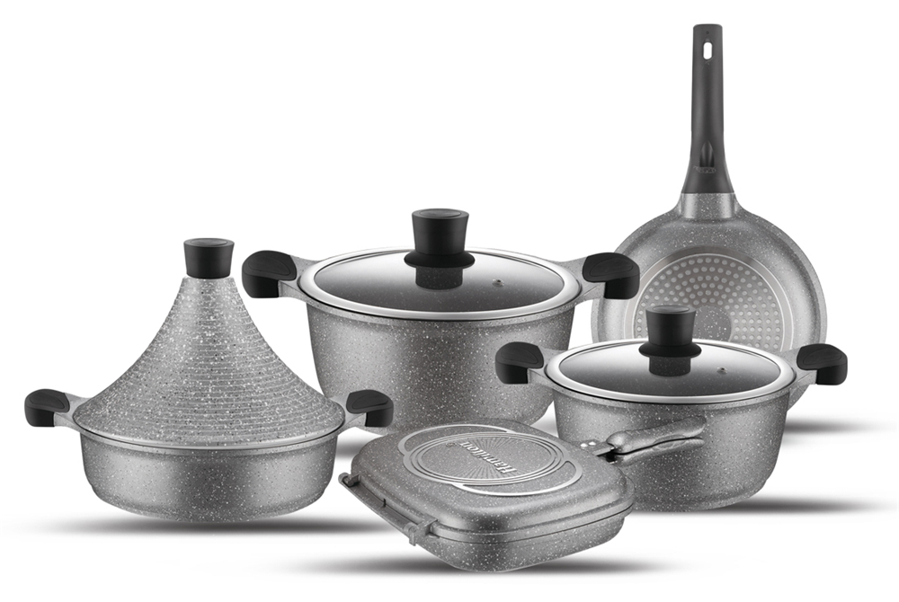 die-cast cookware 