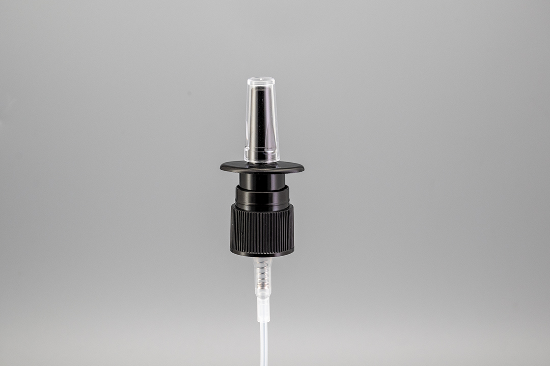 18/410 Black Ribbed Nasal Pump with Safety Clip 18/410 Black Ribbed Nasal Pump with Safety Clip