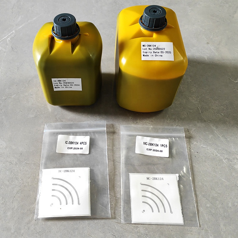 Domino AX series 825ML ink make up with RFID CHIP TAG IC-2BK124 MC-2BK124 for Domino AX150i AX350i AX550i CIJ inkjet printer1 Domino AX series 825ML ink make up with RFID CHIP TAG IC-2BK124 MC-2BK124 for Domino AX150i AX350i AX550i CIJ inkjet printer1