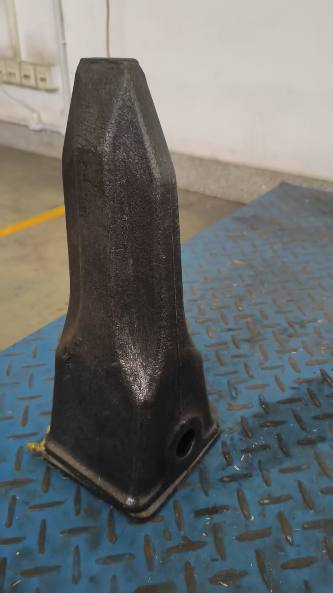 E330 excavator bucket teeth E330 excavator bucket teeth