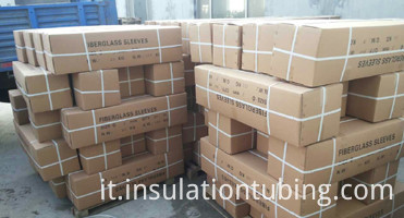 La custodia in fibra di vetro in silicone è imballata con cartoni Silicone Glass Fiber Sleeve Is Packed With Cartons