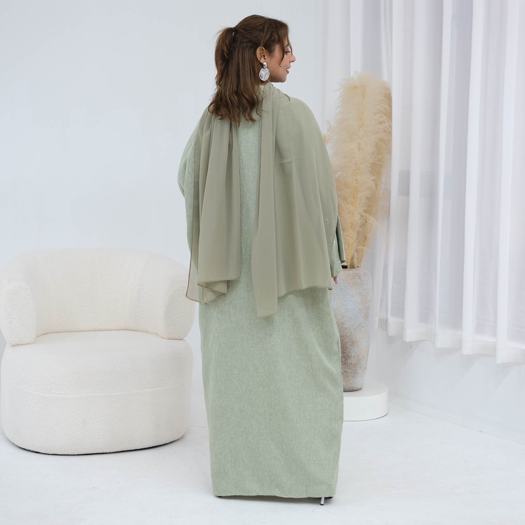 Linen Abaya Matching Headscarf Detail Linen Abaya Matching Headscarf Detail