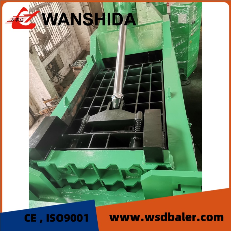 28Front out metal baler 28Front out metal baler