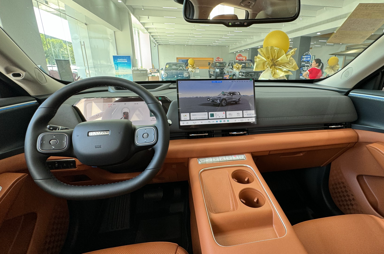 Haval Xiaolong MAX Haval Xiaolong MAX