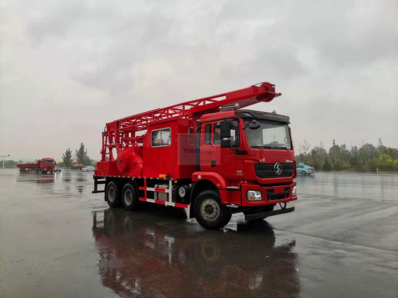 Type YL5230TCY oil production truck Type YL5230TCY oil production truck
