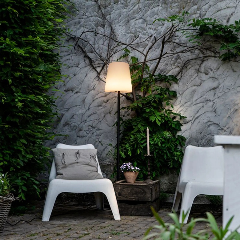 Luxury-Solar-Patio-Lamp-Outdoor-LED-Lighting Luxury-Solar-Patio-Lamp-Outdoor-LED-Lighting
