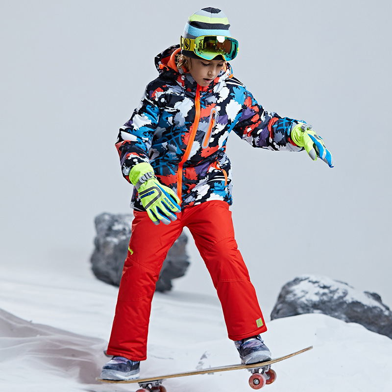 Junior's Ski Wear