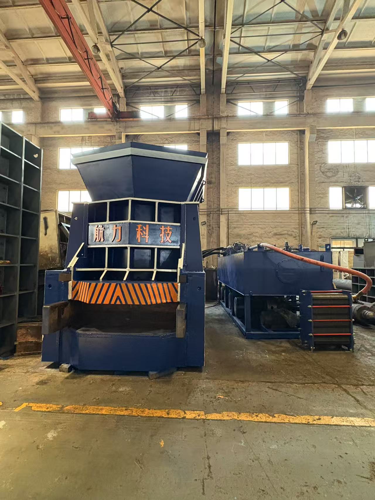 SCRAP METAL CUTTING SCRAP METAL CUTTING