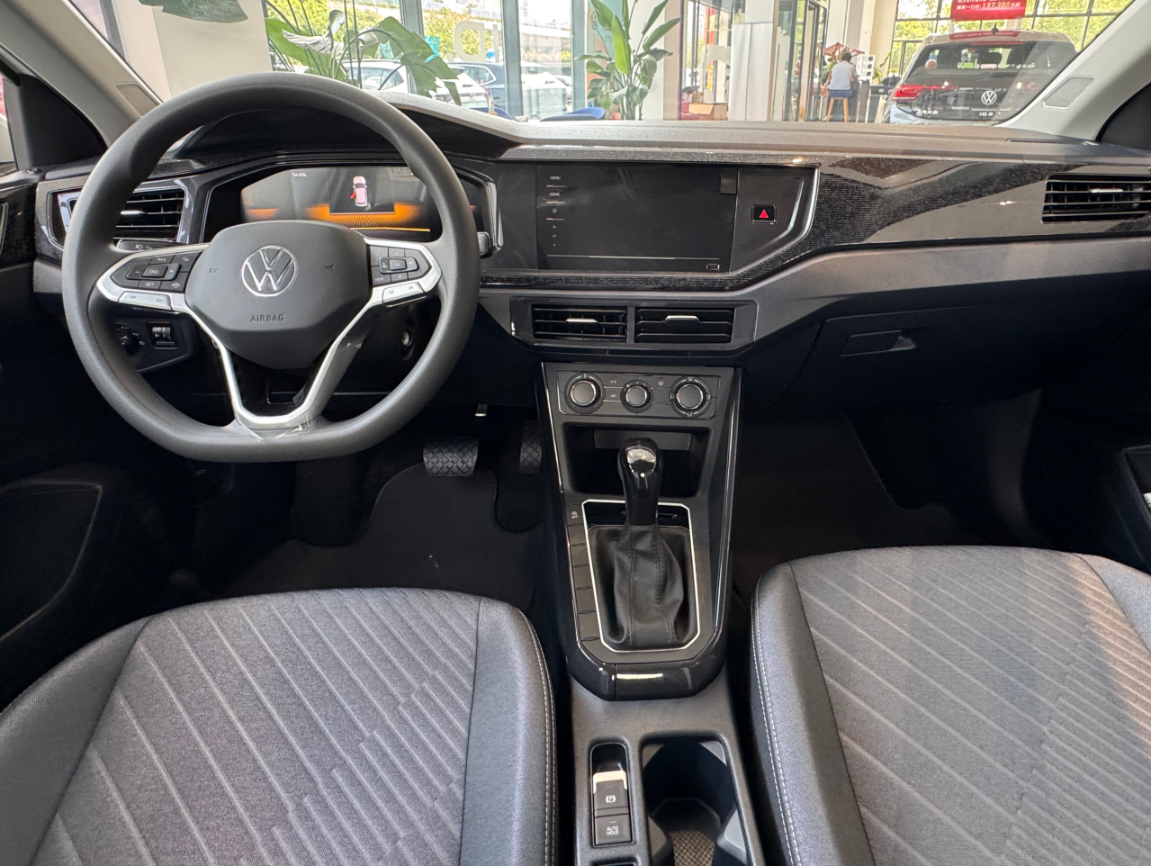 Family Sedan Lavida Family Sedan Lavida