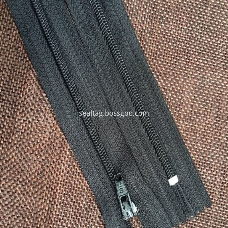 100 Ct Diamond Zipper 100 Ct Diamond Zipper