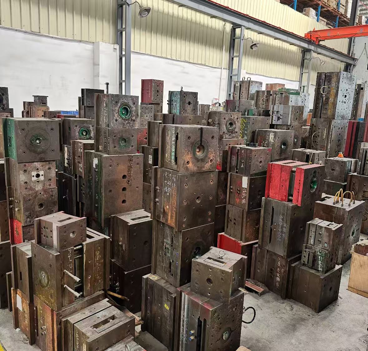 MOLDDESPLAY MOLDDESPLAY