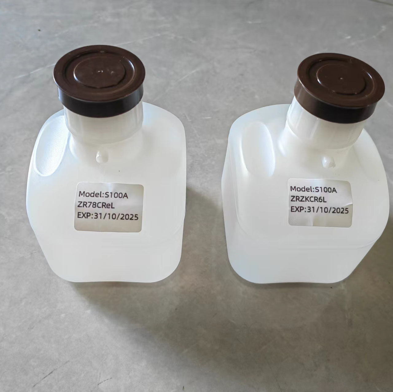 Good quality Hi-tachi S100A make up solvent for Hi-tachi UX cij inkjet printer1 Good quality Hi-tachi S100A make up solvent for Hi-tachi UX cij inkjet printer1