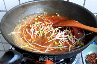 Boiled fish cooking and serving