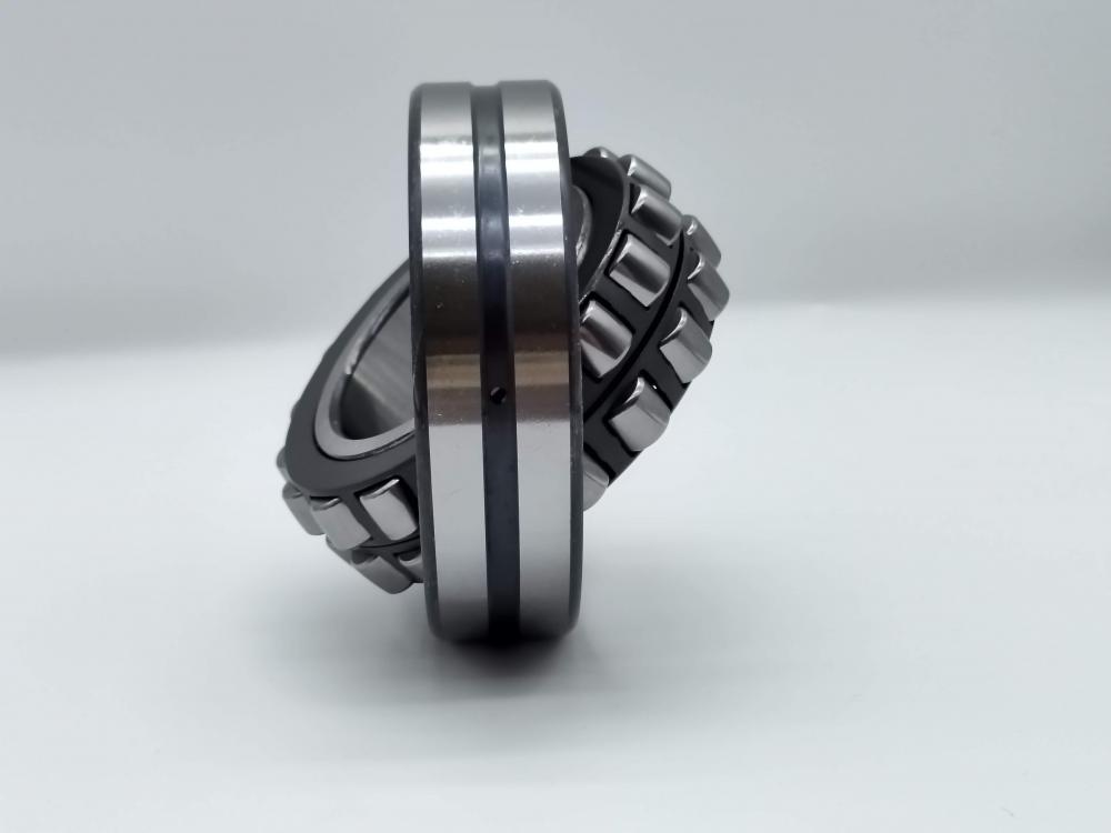 Self aligning roller bearing 24036CCW33 Self aligning roller bearing 24036CCW33