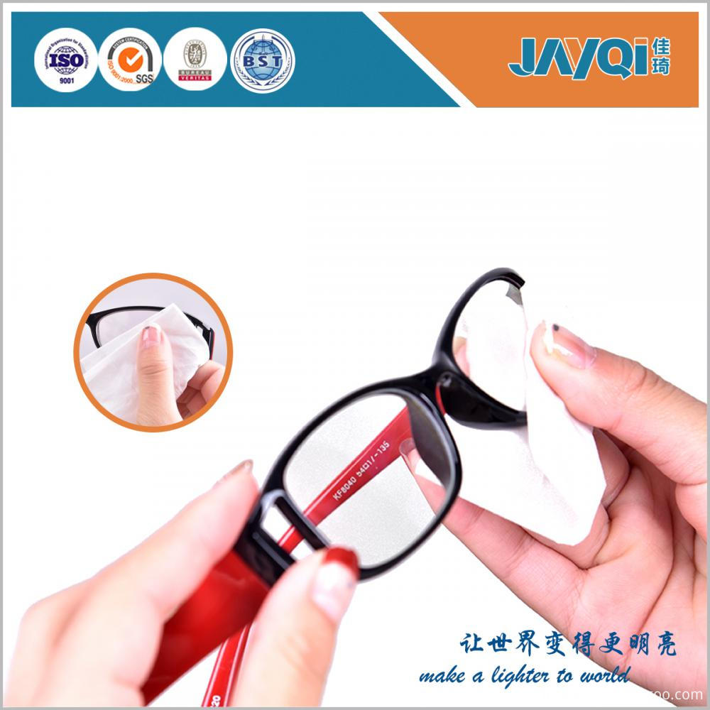 Wetstrength Paper Lens Cleaning Wipes Wetstrength Paper Lens Cleaning Wipes