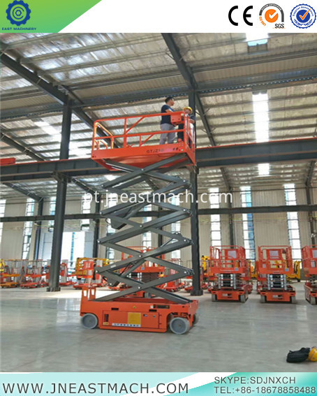 Elevador de tesoura autopropulsionado Self-propelled Scissor Lift