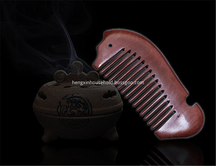 Fish Shape Wood Pocket Comb Fish Shape Wood Pocket Comb