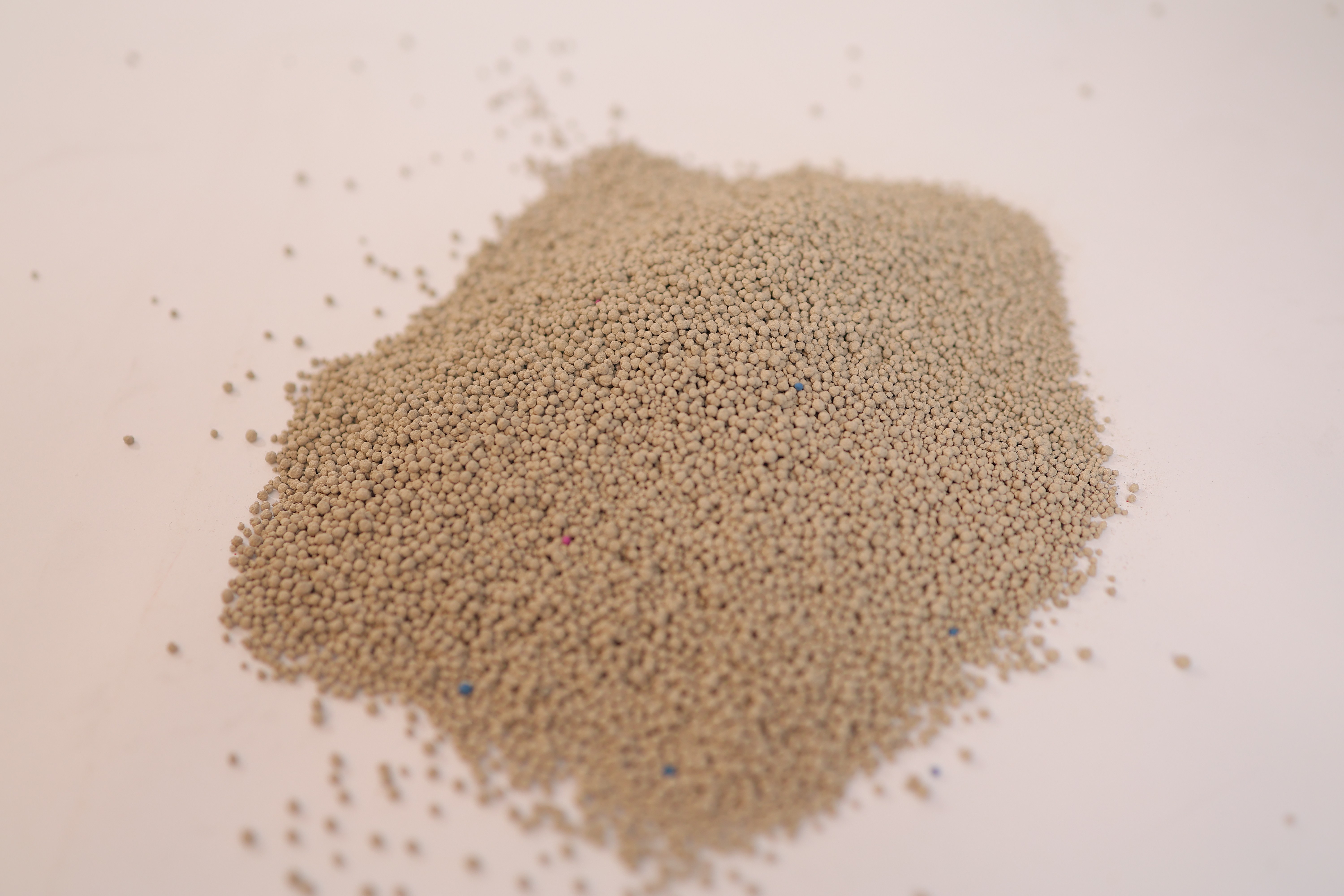 1.5mm Bentonite Cat Litter 1.5mm Bentonite Cat Litter
