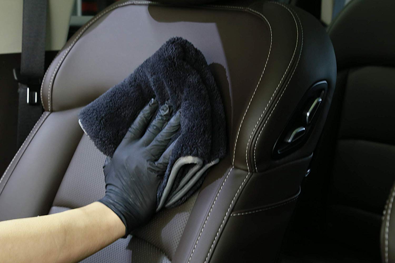 car cleaning towel