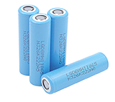 lampe de poche sur 18650 Batterie 3200mAh 10A LG flashlight on 18650 Battery 3200mAh 10A LG