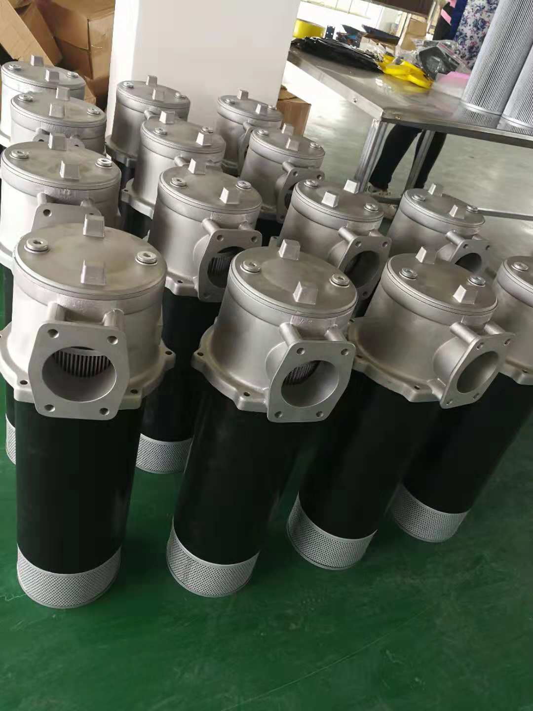 Machine hydraulic filters