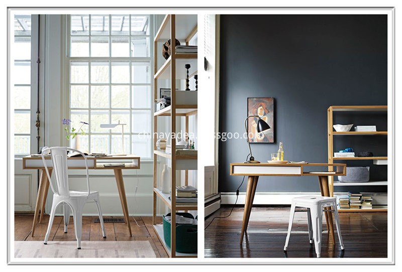 Reales Foto von Celine Desk Real Photo of Celine Desk