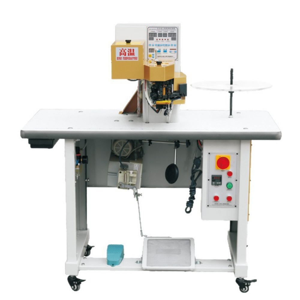 KD-928-A Automatie cementing and Ziper Covering Machine(Auto-Zipper Cuting) (4) KD-928-A Automatie cementing and Ziper Covering Machine(Auto-Zipper Cuting) (4)