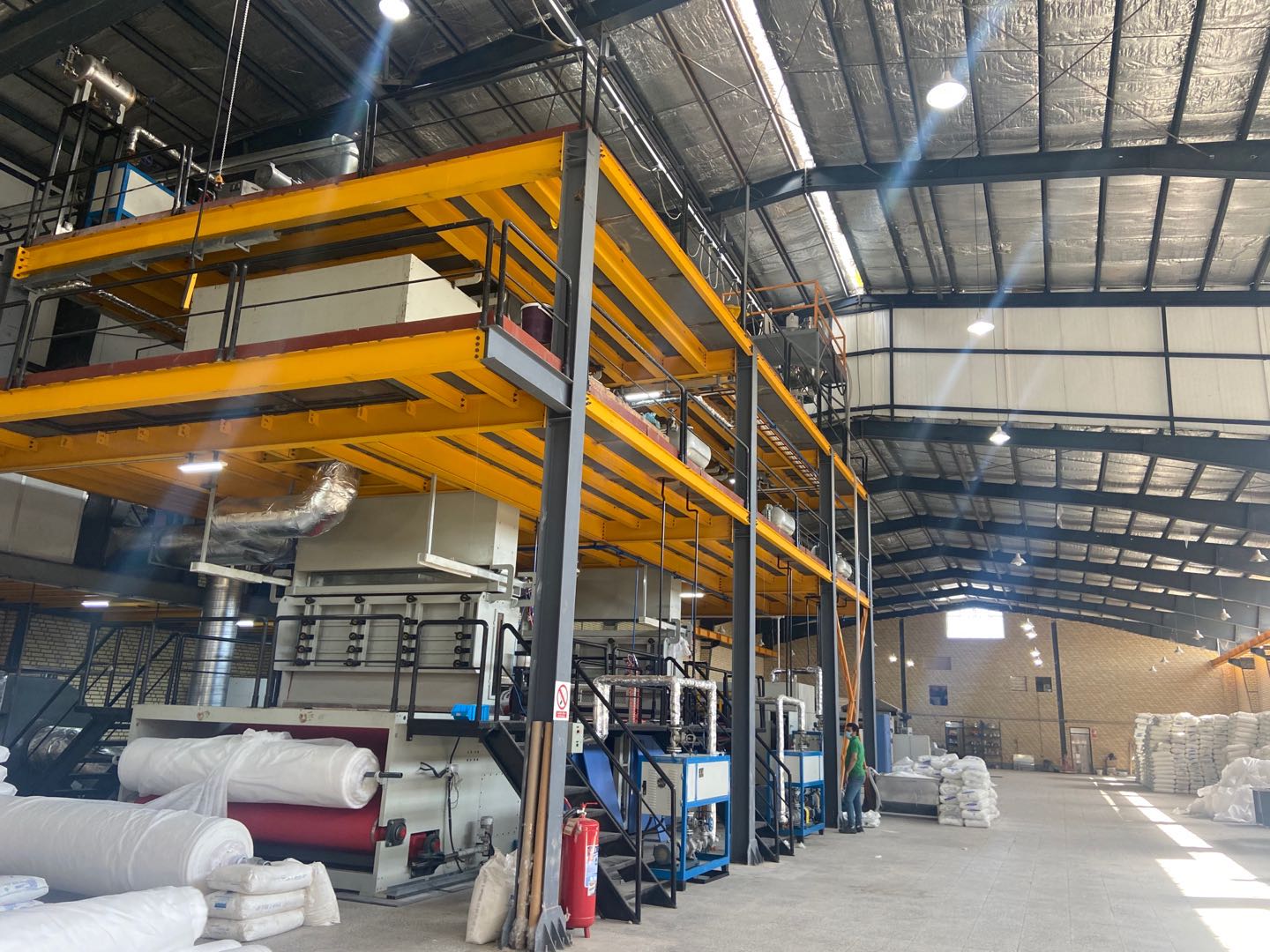 4200MM Spunbond Máquina de fazer tecido não tecido 4200MM Spunbond Non Woven Fabric Making Machine