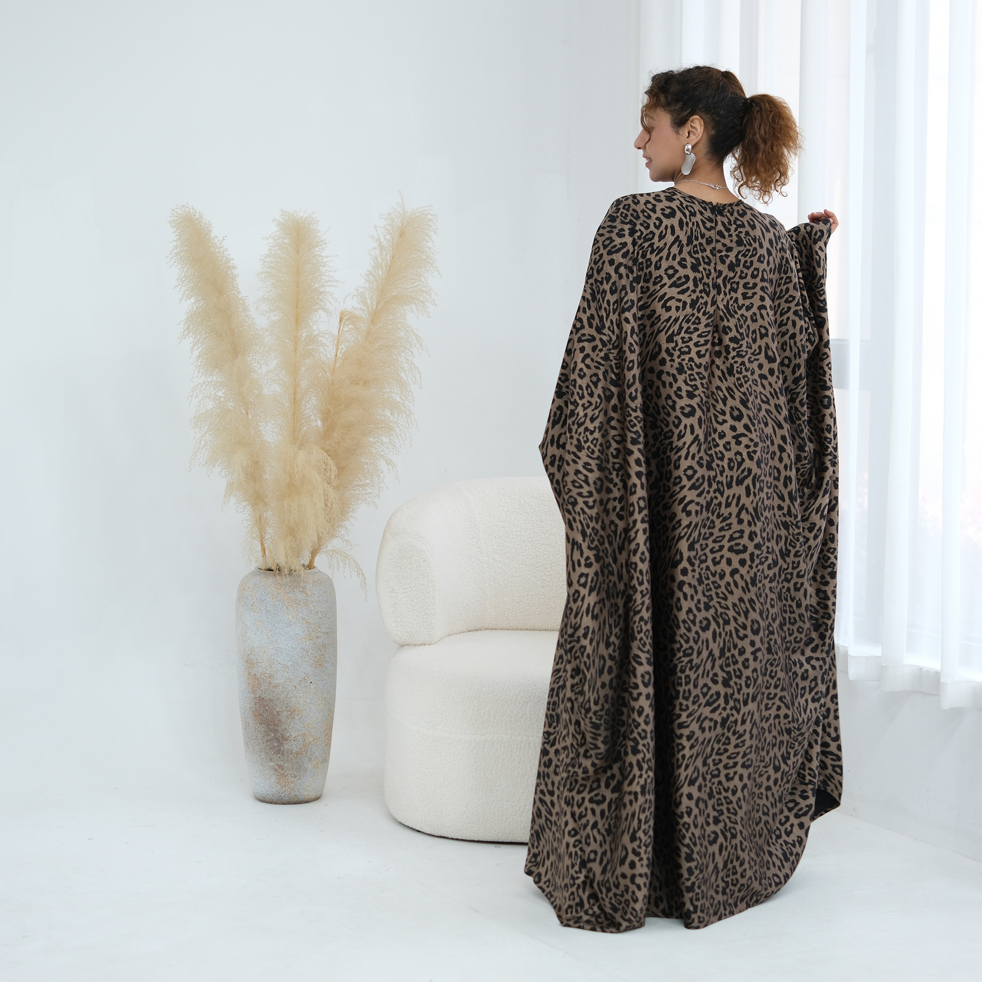 Leopard Print Kaftan (7) Leopard Print Kaftan (7)