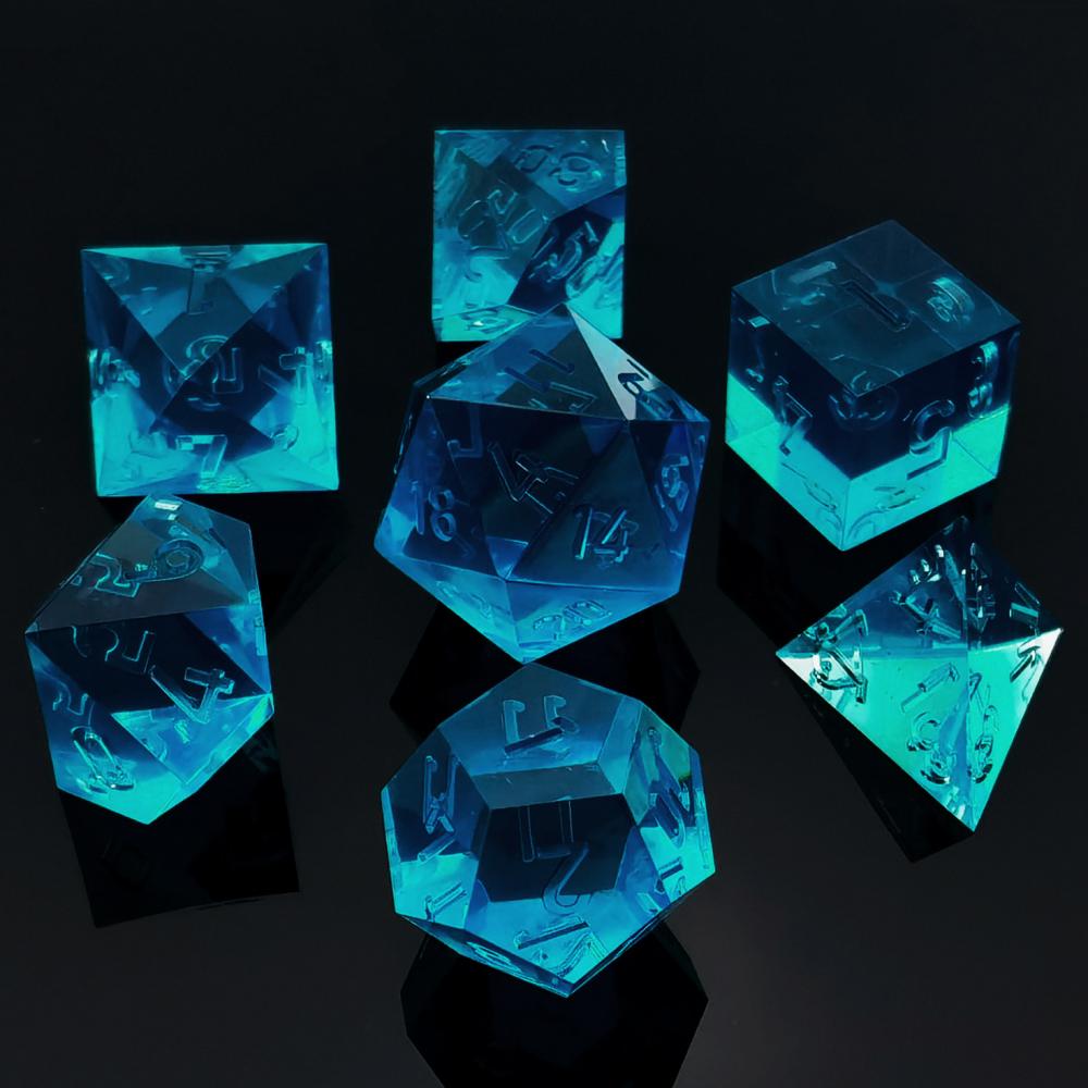 Clear Unpainted Sharp Edge Dnd Dice Set 1 Clear Unpainted Sharp Edge Dnd Dice Set 1