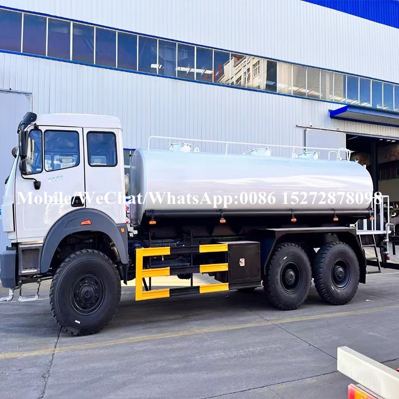 Water Truck (5) Water Truck (5)
